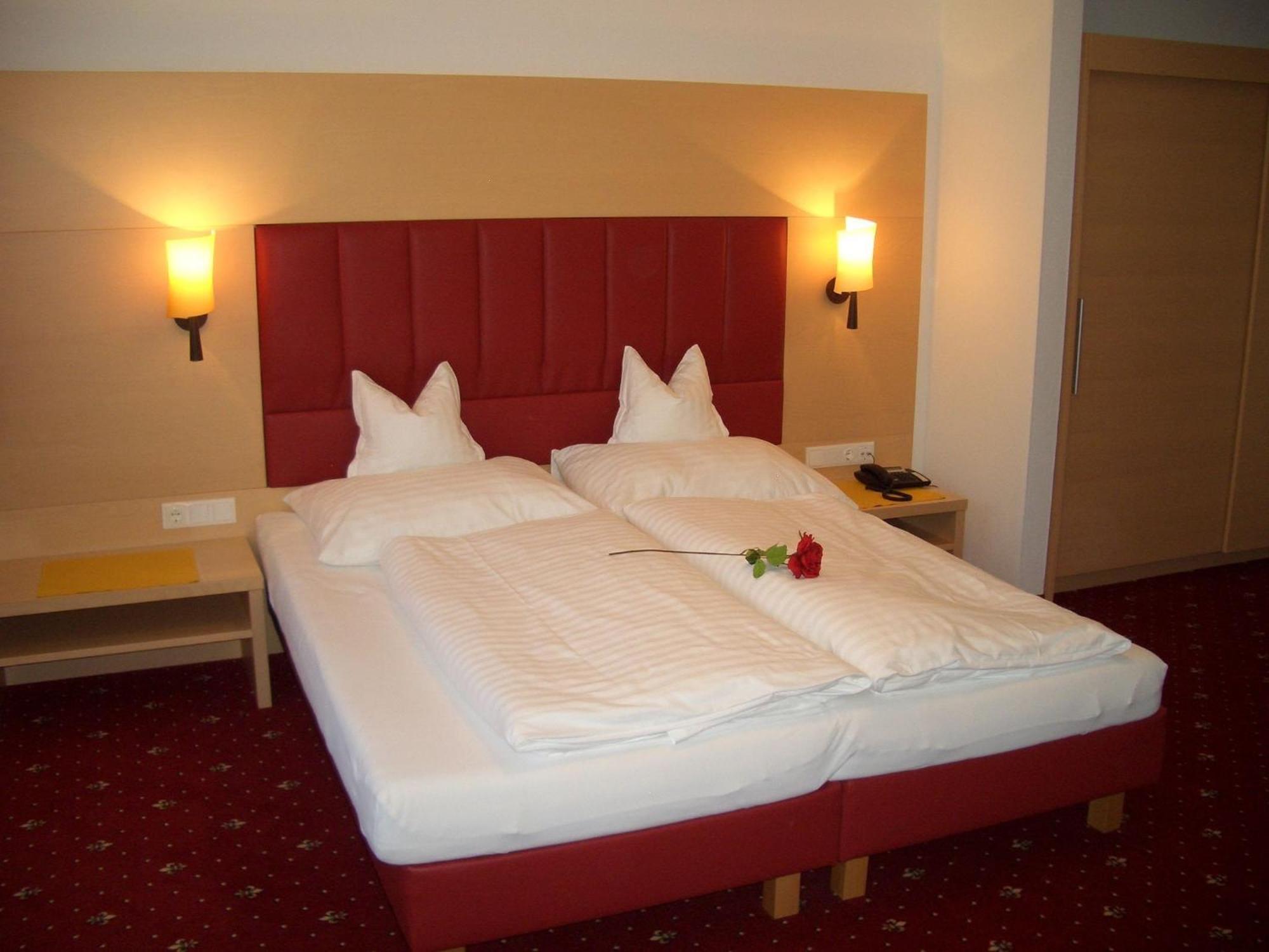 Hotel Gasthof Jaeger Zillertal ชลิทเทอร์ส ภายนอก รูปภาพ