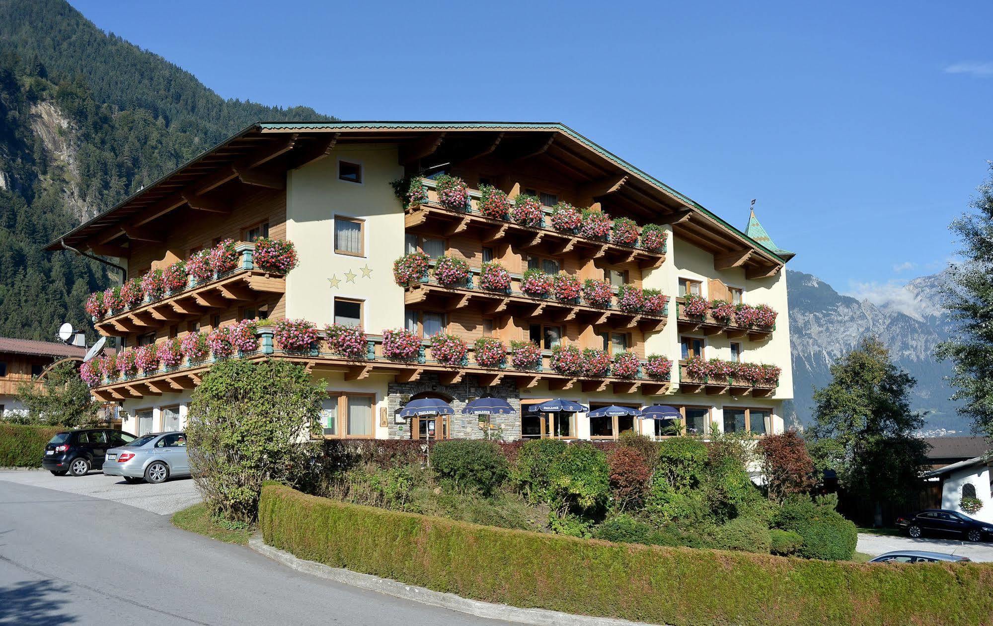 Hotel Gasthof Jaeger Zillertal ชลิทเทอร์ส ภายนอก รูปภาพ