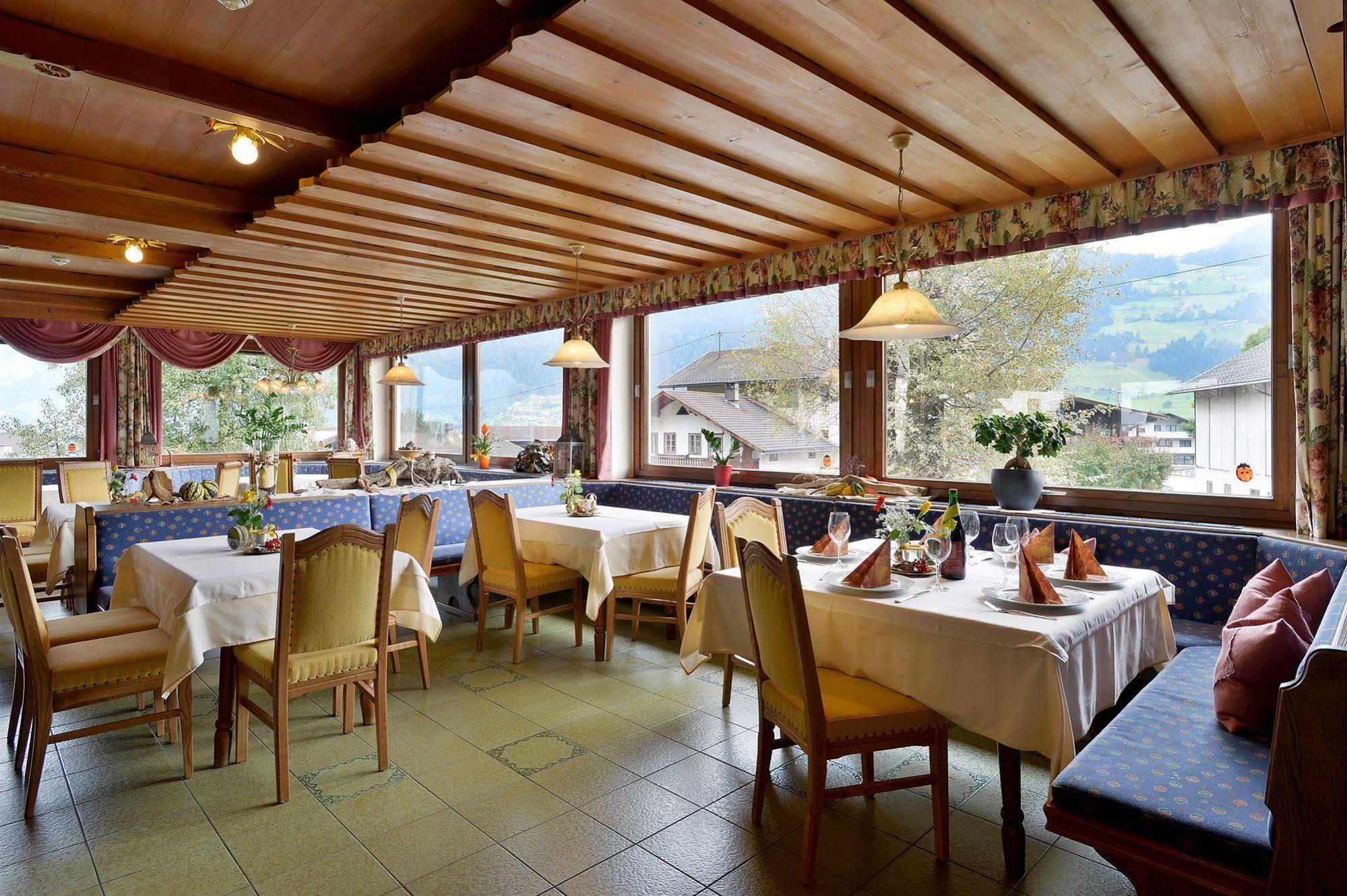 Hotel Gasthof Jaeger Zillertal ชลิทเทอร์ส ภายนอก รูปภาพ